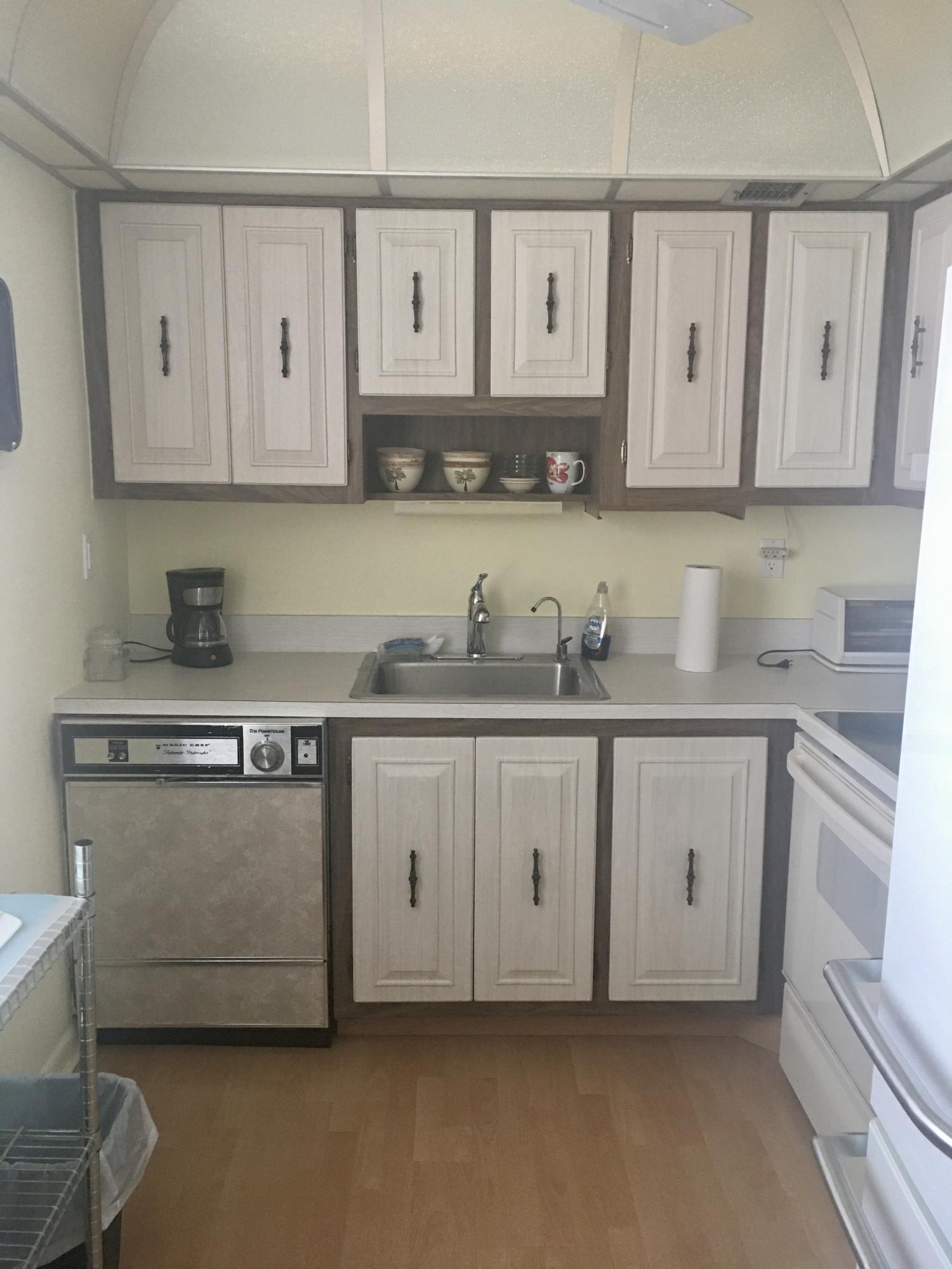 428 Monaco Way Delray Beach, FL 33446 - Photo 2 of 14 IMG-5964