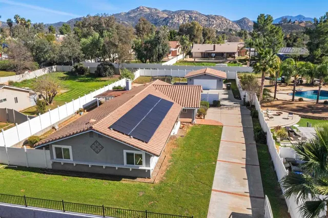 $799,000 | 23820 Oak Meadow Drive, Ramona, CA 92065