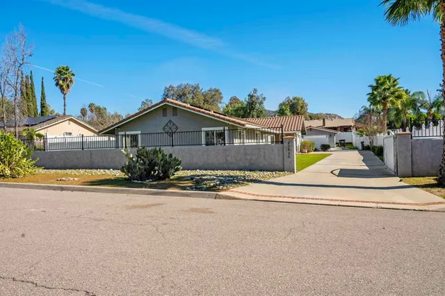 $799,000 | 23820 Oak Meadow Drive, Ramona, CA 92065