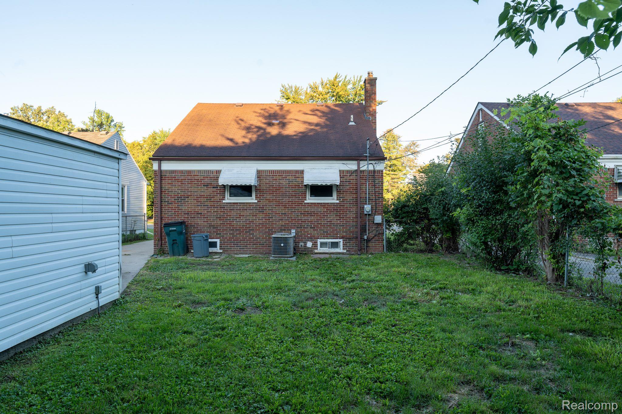 4212 Greenfield Road Berkley, MI 48072 - Photo 18 of 19 Gallery Image 18