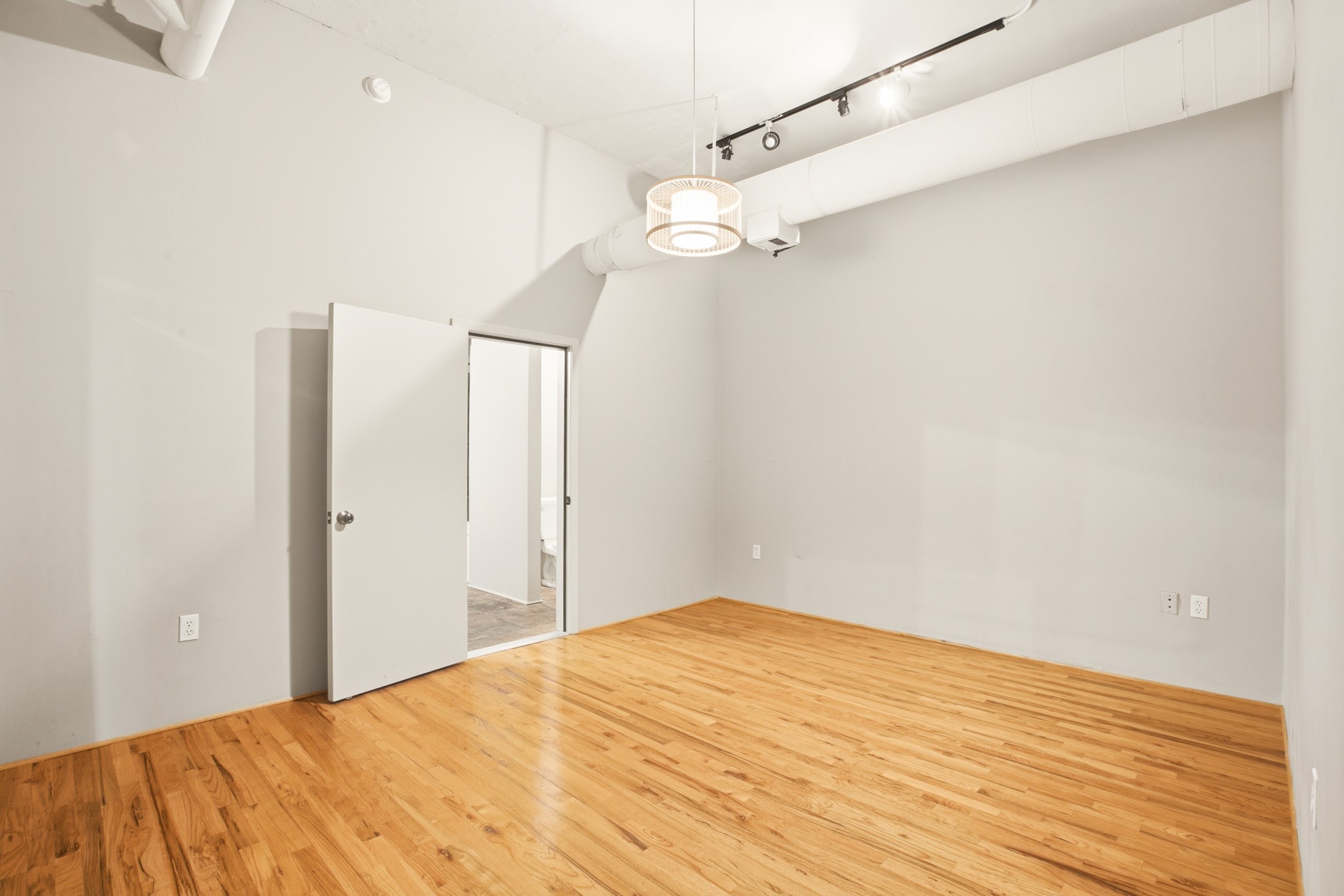 705 Main Street, Unit 209 Houston, TX 77002 - Photo 19 of 26