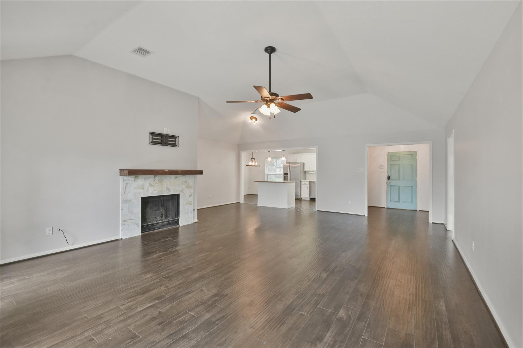 5014 Temple Bell Drive Spring, TX 77388 - Photo 6 of 30 The family is open the the island kitchen