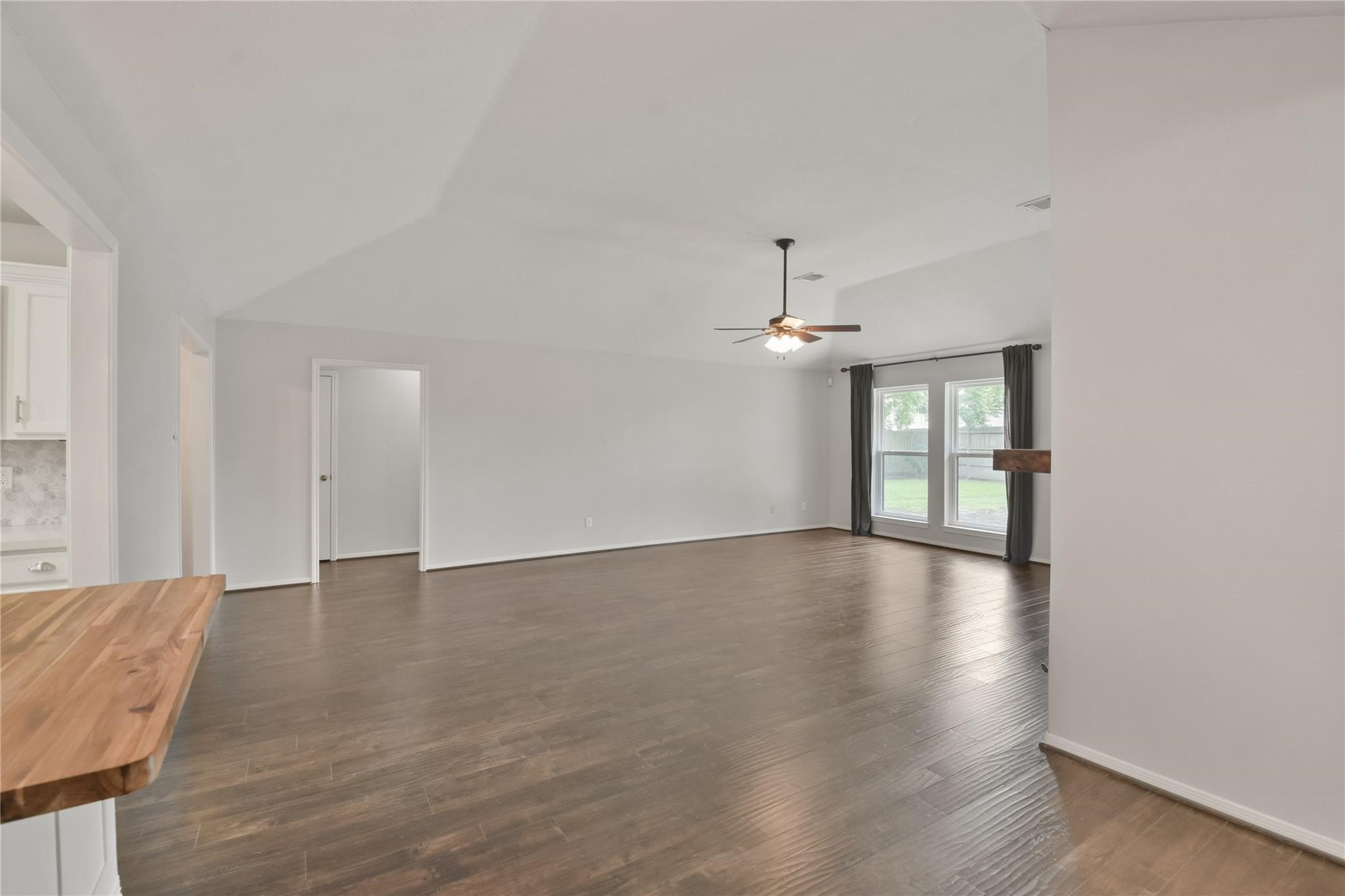 5014 Temple Bell Drive Spring, TX 77388 - Photo 8 of 30 View into the family room