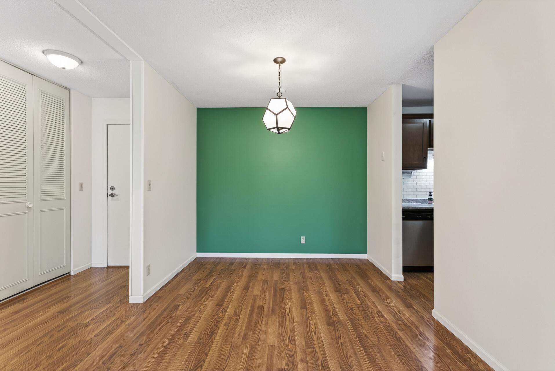 4045 Hodgson Road, Unit 211 Shoreview, MN 55126 - Photo 7 of 30