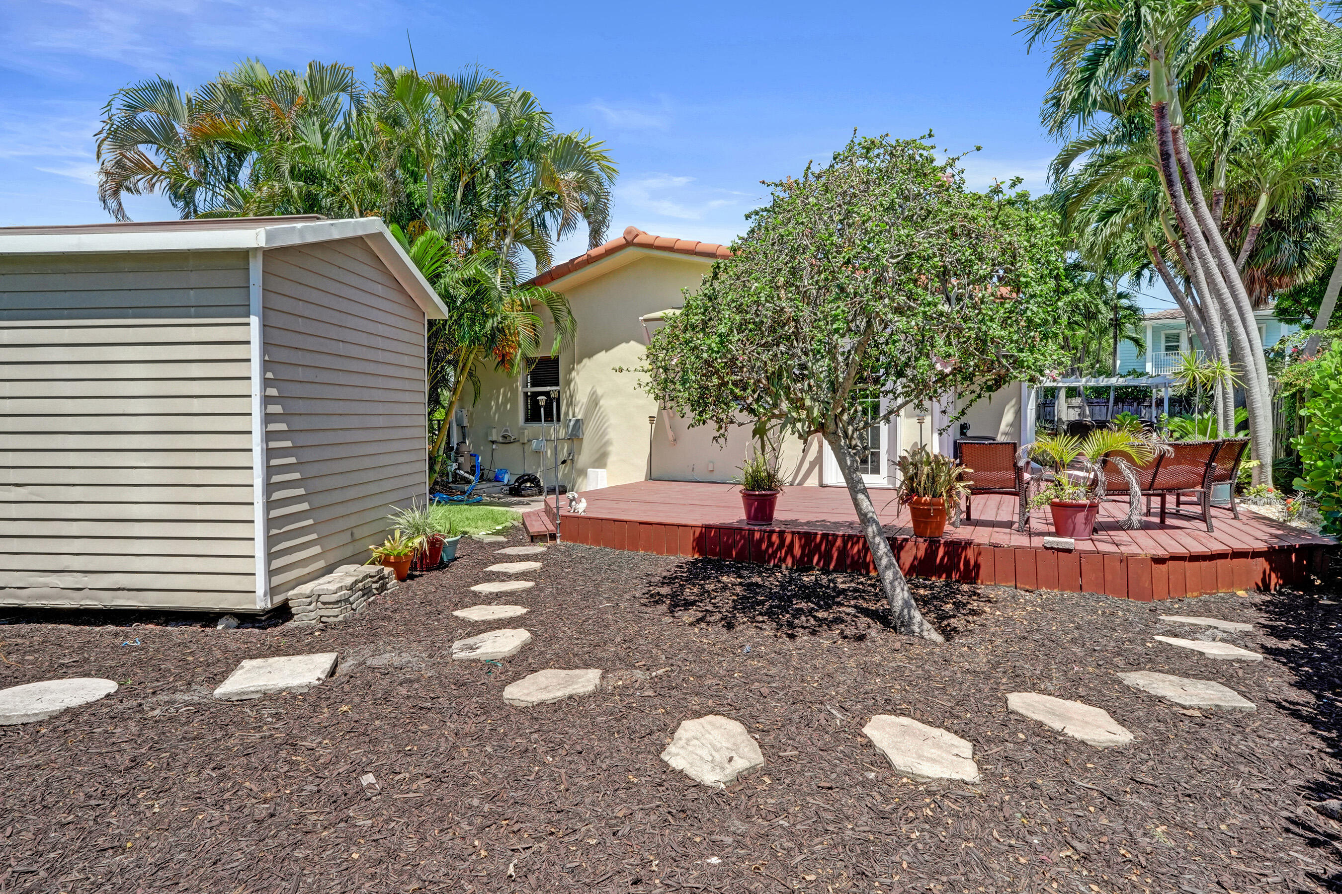 1900 North Riverside Drive Pompano Beach, FL 33062 - Photo 42 of 64 DSC01212