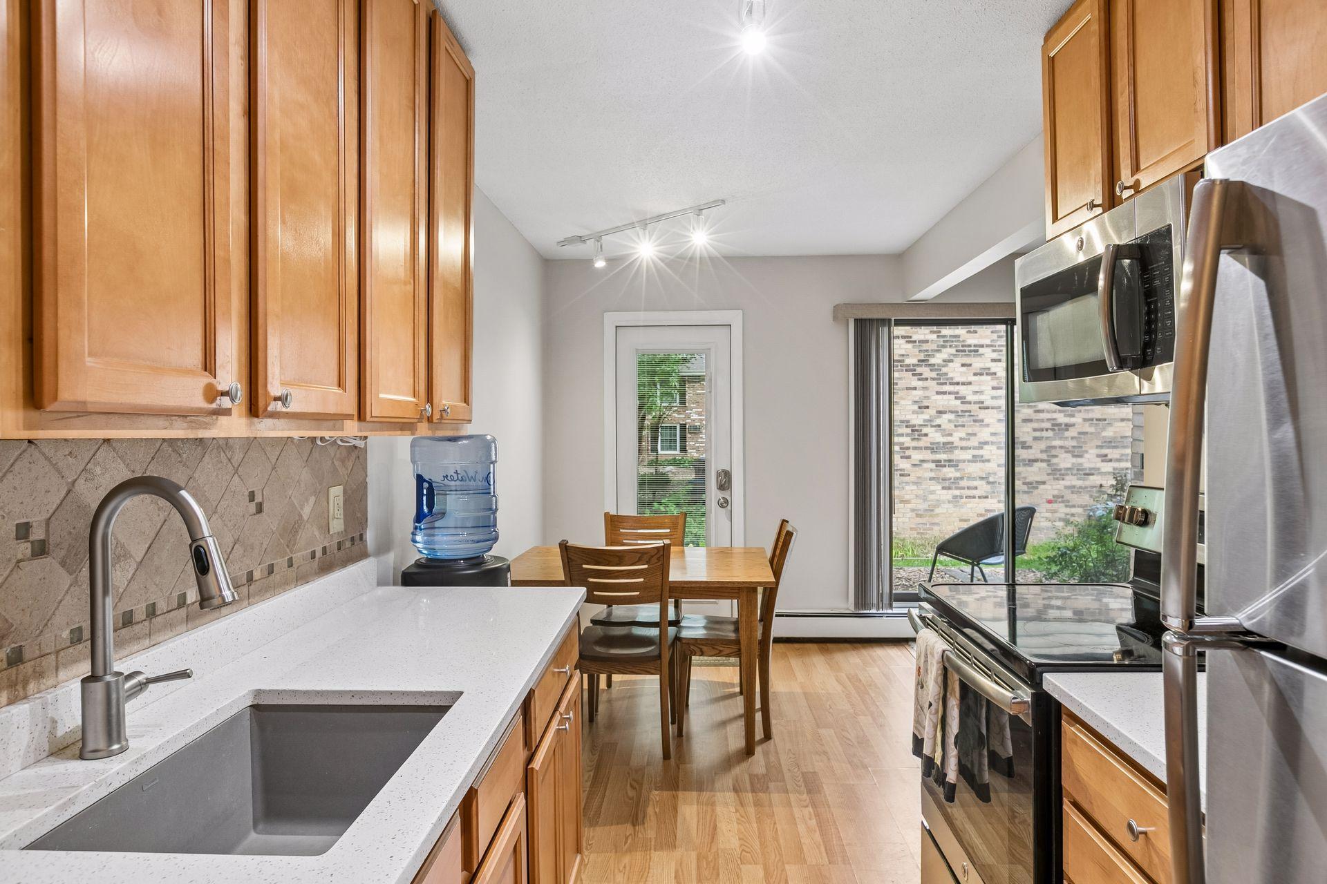 4636 Cedar Lake Road, Unit 2 St. Louis Park, MN 55416 - Photo 15 of 50 Gallery Image 15