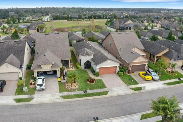 $319,900 | 516 Pamplona Place, Davenport, FL 33837