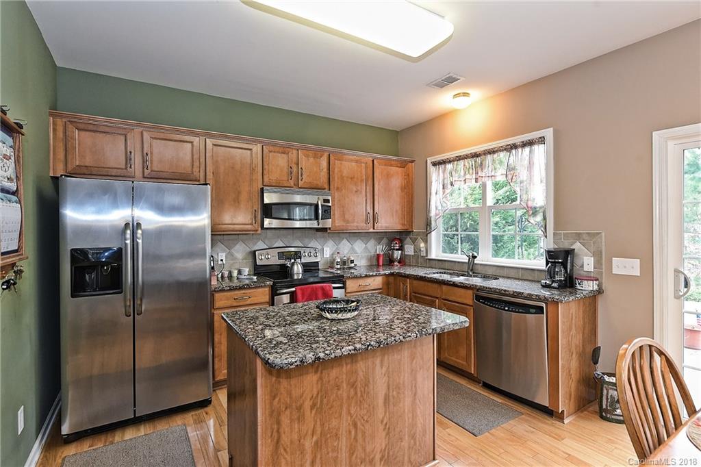 2626 Keziah Road Matthews, NC 28105 - Photo 11 of 36 Gallery Image 11