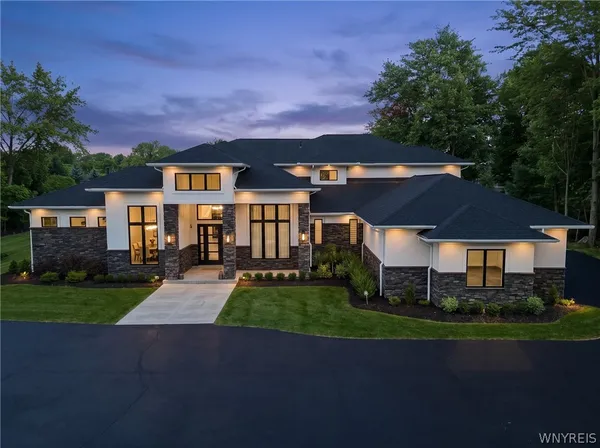 $3,800,000 | 11 Sanctuary Court, Amherst, NY 14221