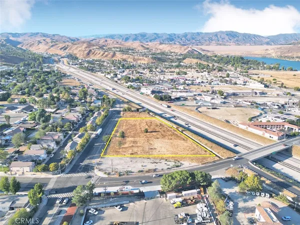 $2,250,000 | 31426 The Old Road, Castaic, CA 91384
