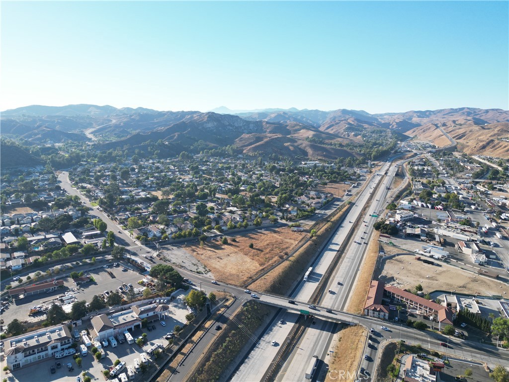 31426 The Old Road Castaic, CA 91384 - Photo 6 of 7