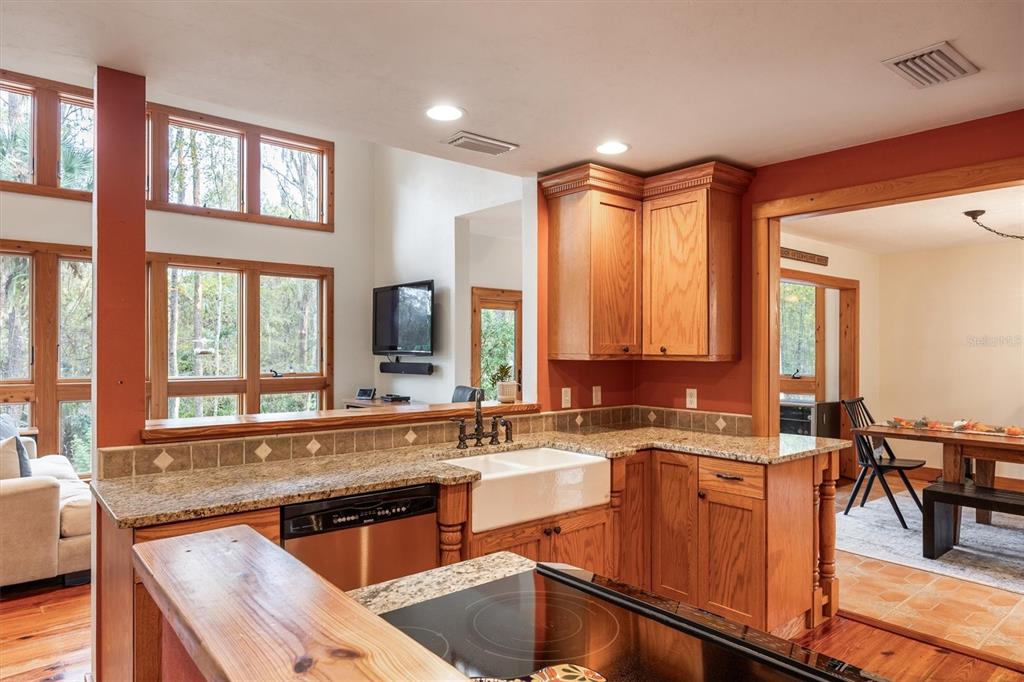 22675 Northwest 75th Avenue Road Micanopy, FL 32667 - Photo 9 of 72