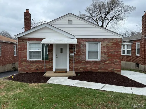 $1,595 | 1250 Mt Olive Avenue, University City, MO 63130