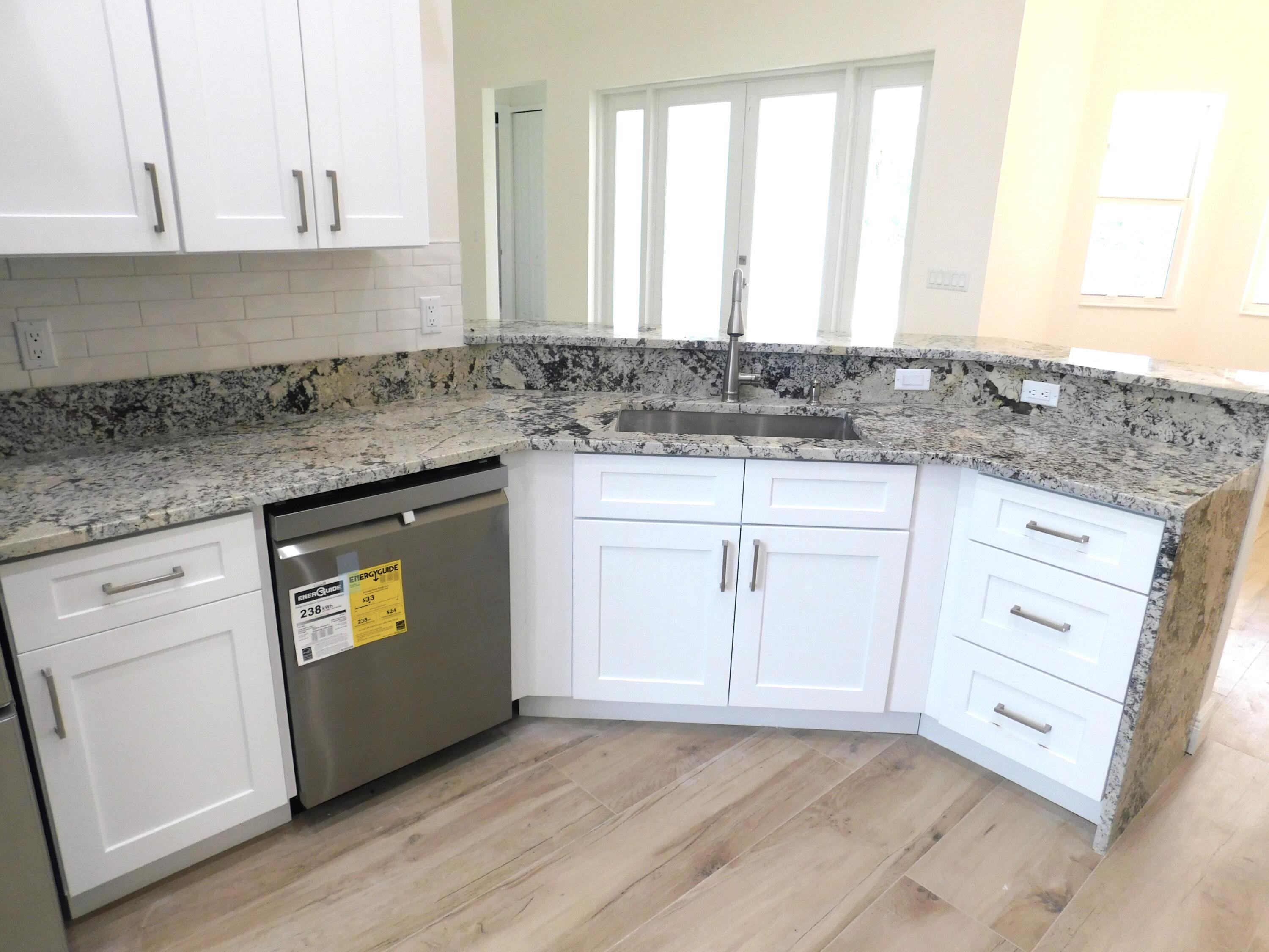 16147 63rd Road North Loxahatchee, FL 33470 - Photo 4 of 25 KITCHEN