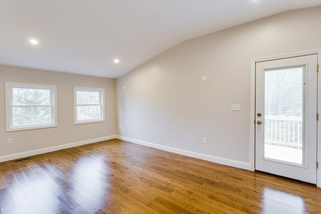 27 Sunset Road Wayland, MA 01778 - Photo 11 of 19 Gallery Image 11
