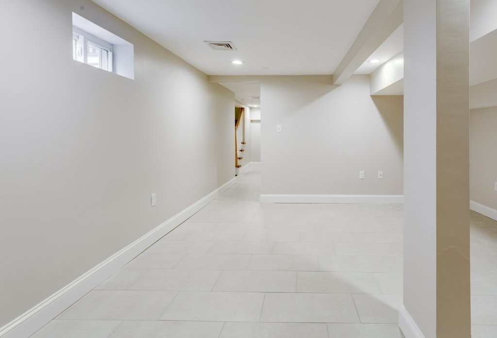27 Sunset Road Wayland, MA 01778 - Photo 16 of 19 Gallery Image 16