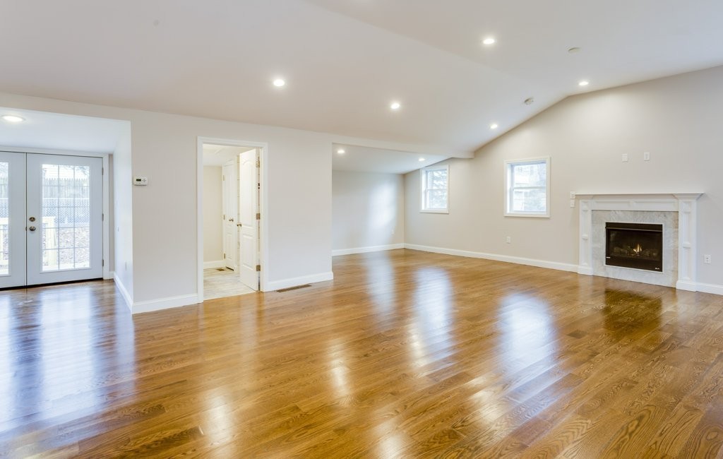 27 Sunset Road Wayland, MA 01778 - Photo 3 of 19 Gallery Image 3