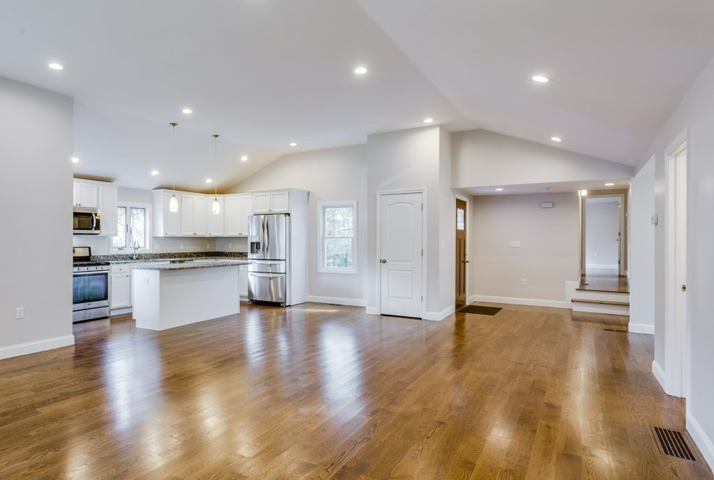 27 Sunset Road Wayland, MA 01778 - Photo 6 of 19 Gallery Image 6