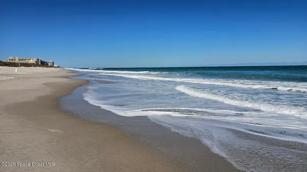 $2,050 | 1524 Clover Circle, Melbourne, FL 32935