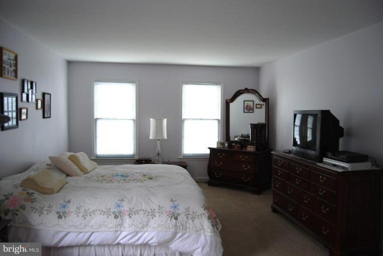 9362 River Crest Road Manassas, VA 20110 - Photo 6 of 23 Master Bedroom