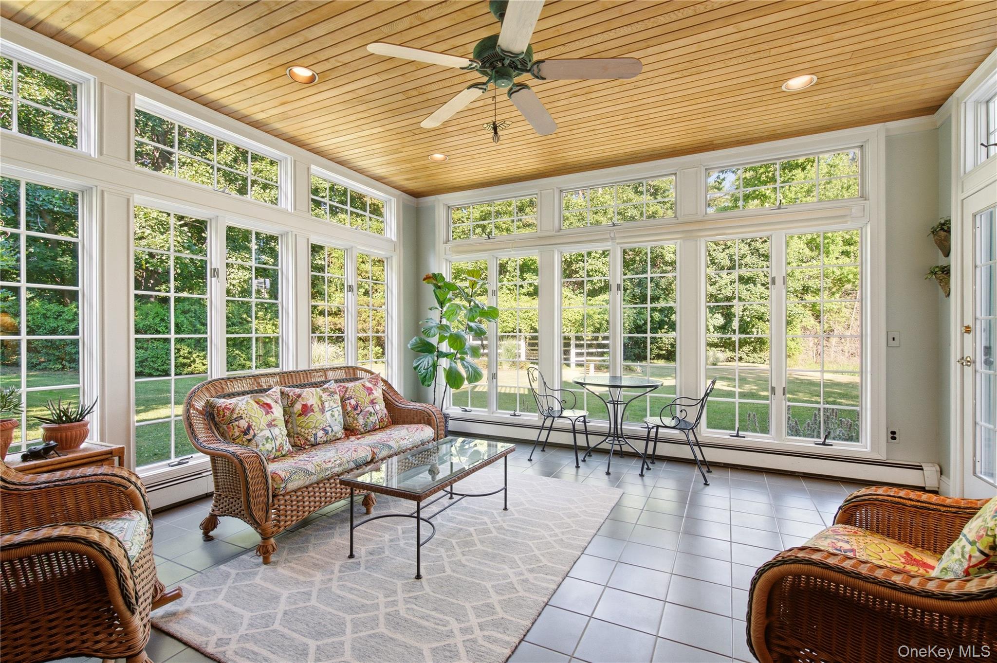 54 Snake Hill Road Cold Spring Harbor, NY 11724 - Photo 8 of 39