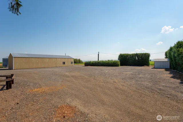 a view of a outdoor space