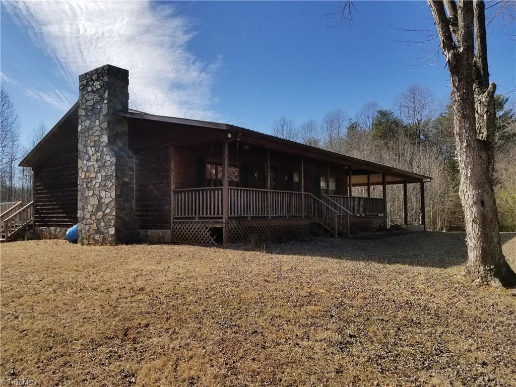 718 Wiley Royal Road Elkin, NC 28621 - Photo 2 of 27 Side view of the property
