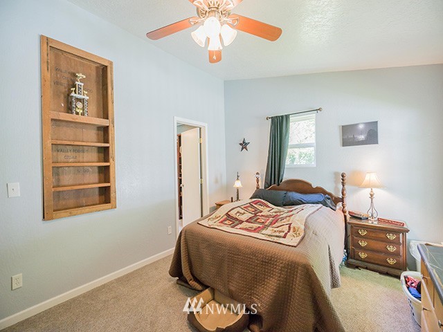 653 Fall Creek Road Longview, WA 98632 - Photo 10 of 25