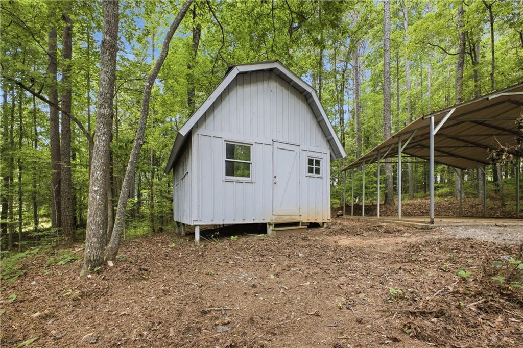 68 Country Creek Road White, GA 30184 - Photo 32 of 47