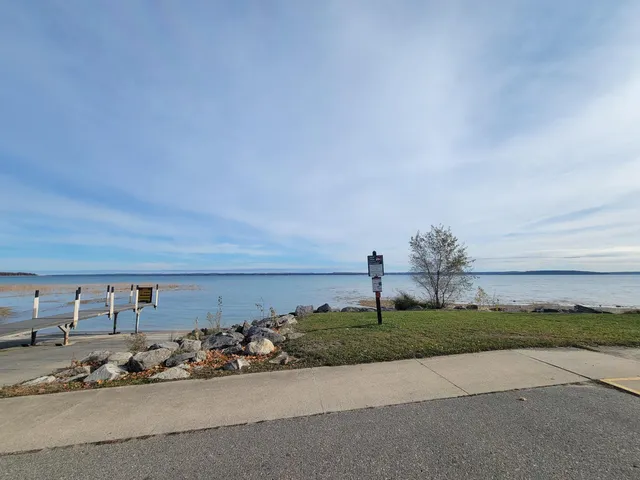 $77,000 | 5178 South Shore View Circle, Suttons Bay, MI 49682