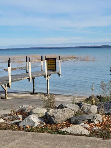 $77,000 | 5178 South Shore View Circle, Suttons Bay, MI 49682