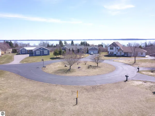 $77,000 | 5178 South Shore View Circle, Suttons Bay, MI 49682