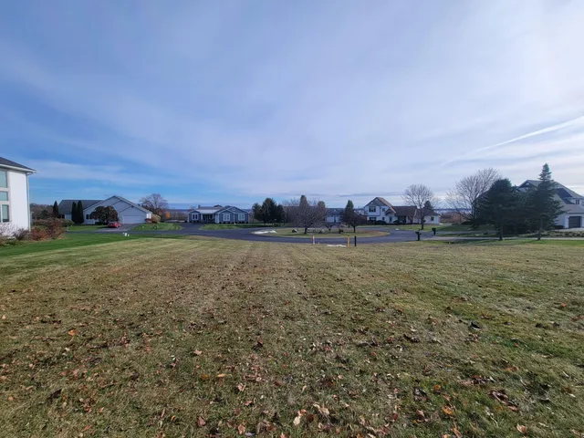 $77,000 | 5178 South Shore View Circle, Suttons Bay, MI 49682