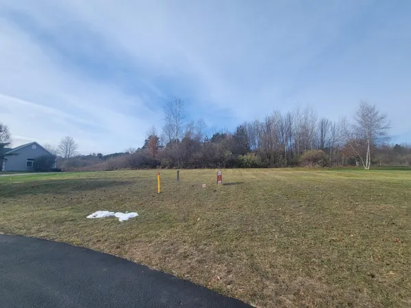 $77,000 | 5178 South Shore View Circle, Suttons Bay, MI 49682