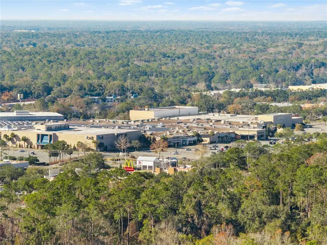 $1,995 | 1217 Northwest 55th Street, Unit 14, Gainesville, FL 32605