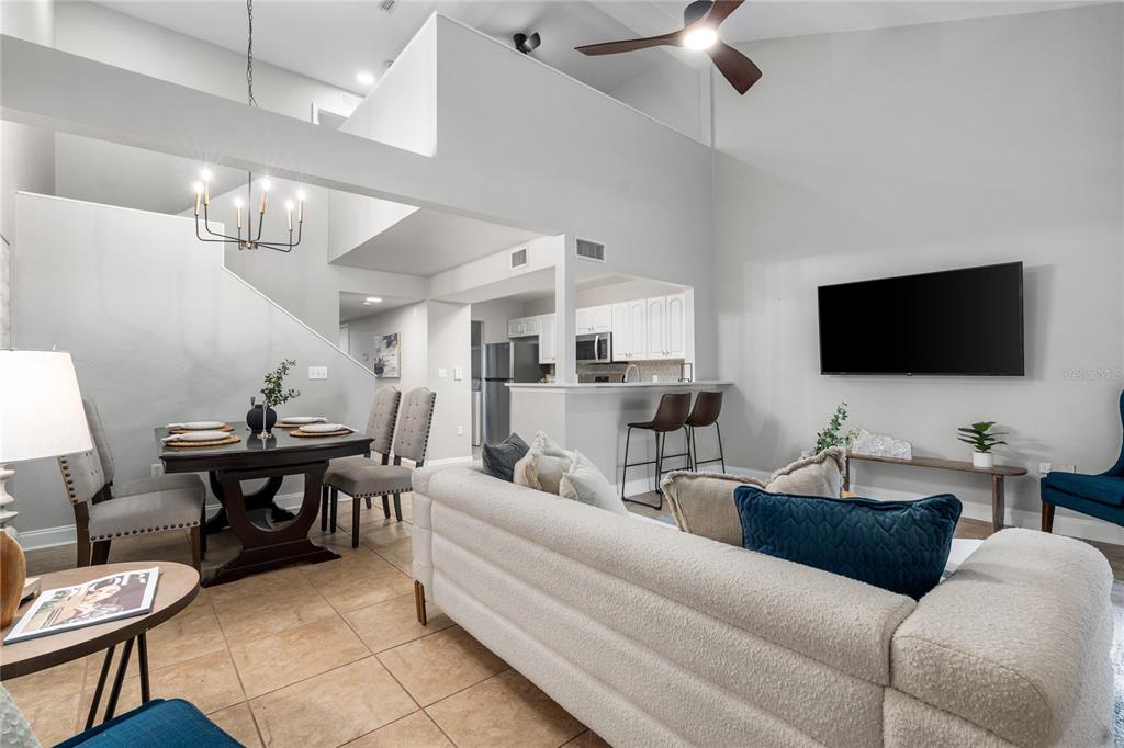 1217 Northwest 55th Street, Unit 14 Gainesville, FL 32605 - Photo 4 of 38