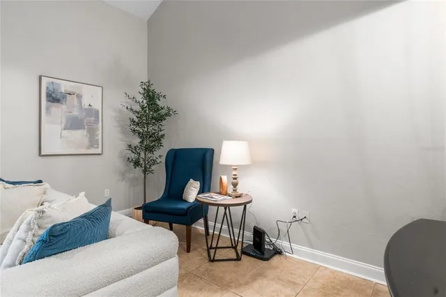 $1,995 | 1217 Northwest 55th Street, Unit 14, Gainesville, FL 32605