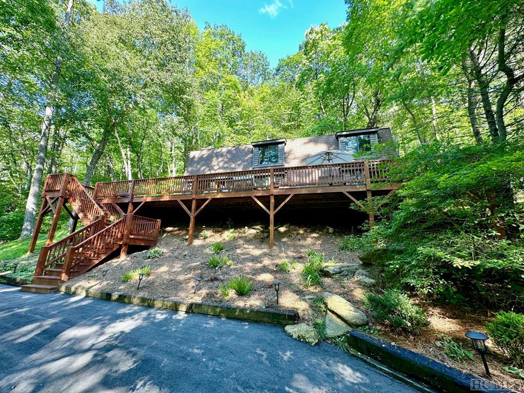 85 Hickory Hill Road Highlands, NC 28741 - Photo 24 of 28 Gallery Image 24