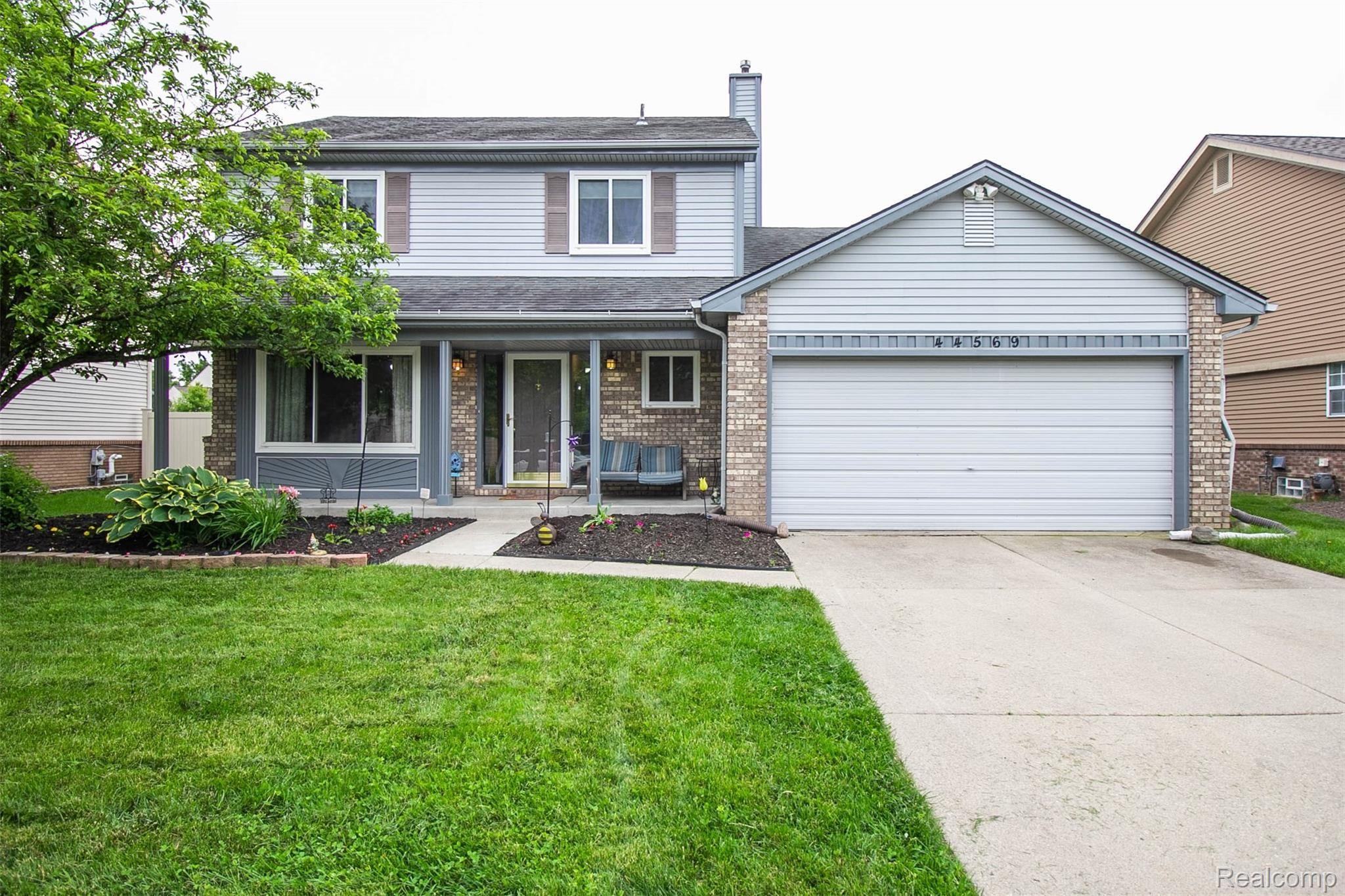 44569 Ridgefield Road Canton, MI 48188 - Photo 1 of 38 1.jpg
