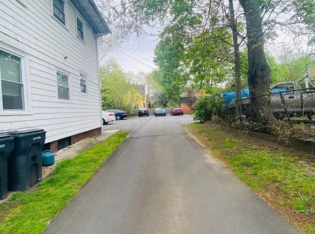 $2,380 | 110 Norwood Avenue, Unit 1, Cranston, RI 02905