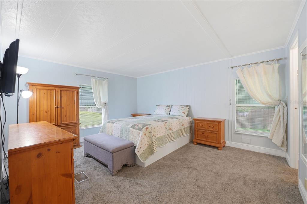 4903 Blanco Drive Zephyrhills, FL 33541 - Photo 10 of 21 Gallery Image 10