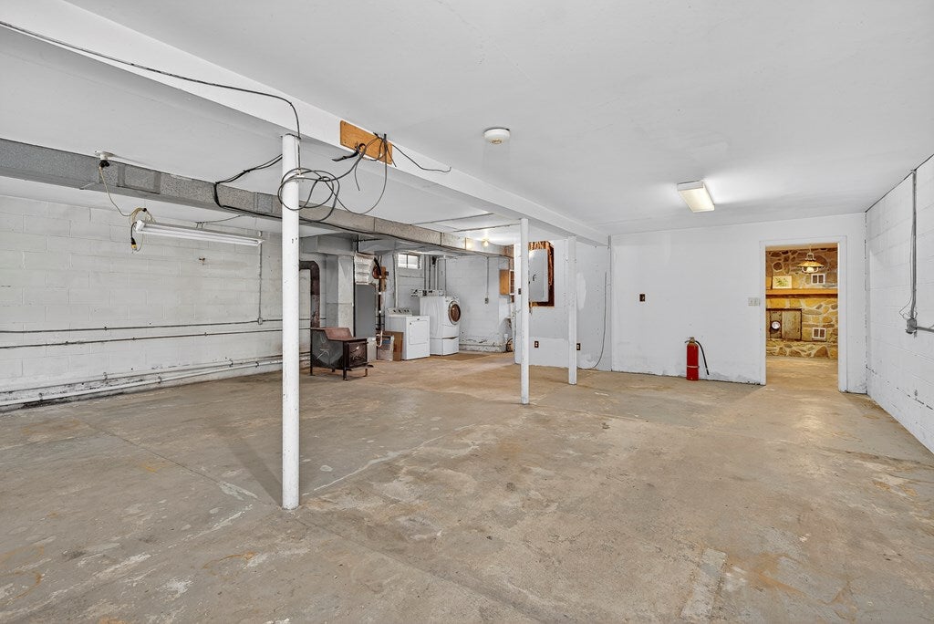 22129 Fisher Hollow Road Damascus, VA 24236 - Photo 32 of 38 Gallery Image 32