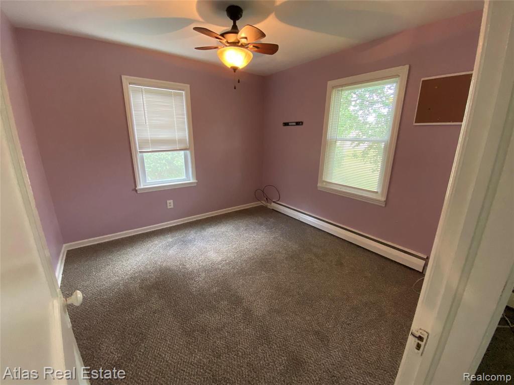 4118 South Center Road Burton, MI 48519 - Photo 10 of 12