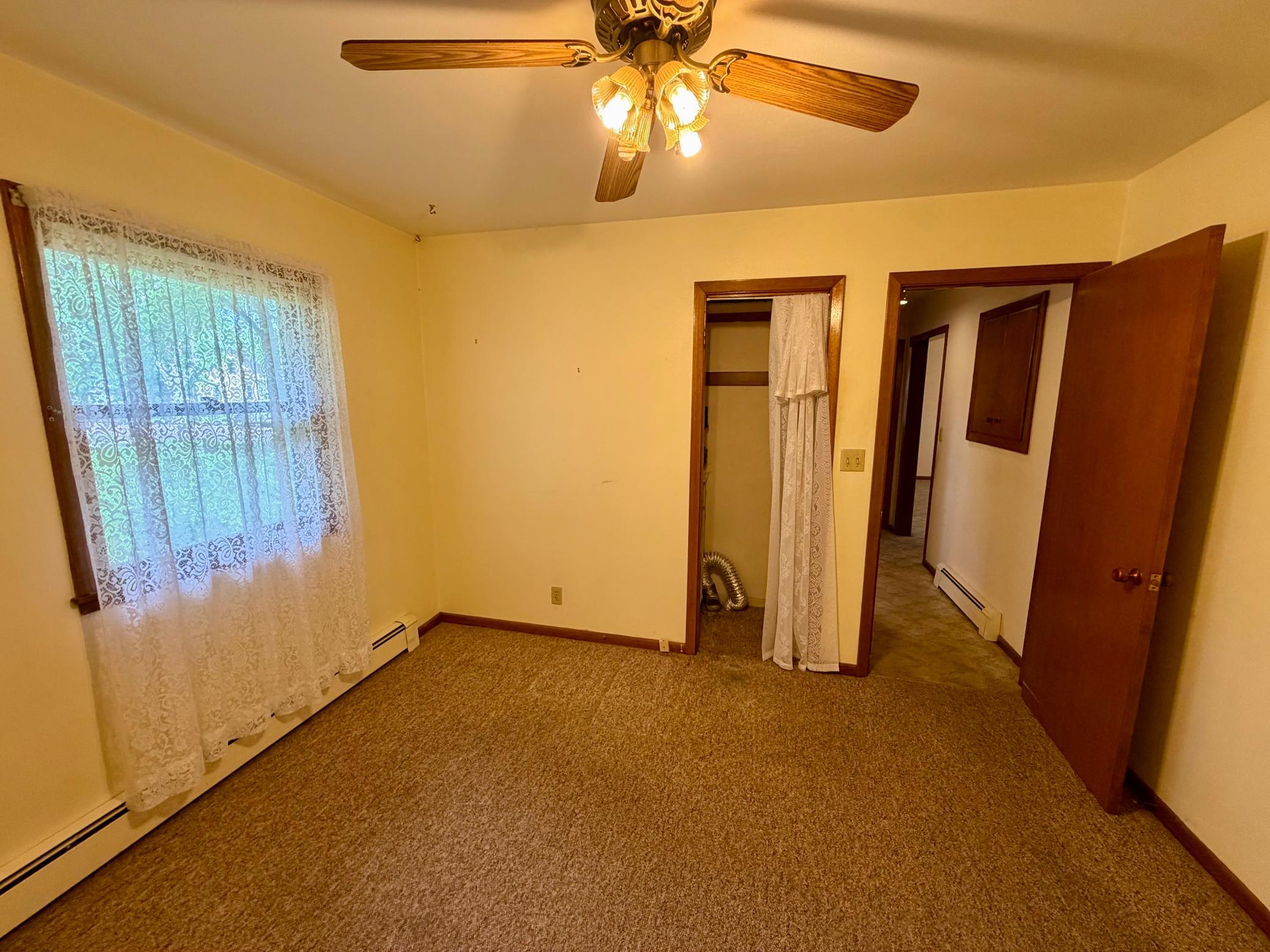 137 2nd Street East Tracy, MN 56175 - Photo 10 of 33