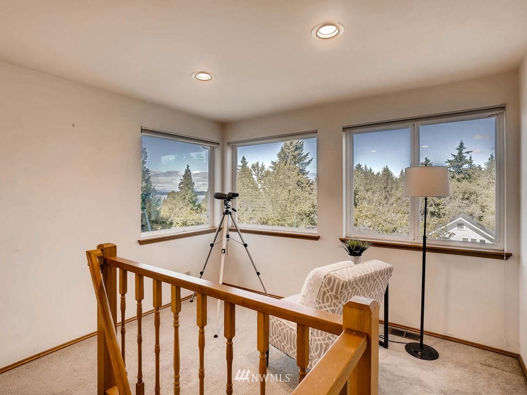 4002 Southwest 98th Street Seattle, WA 98136 - Photo 20 of 25 Gallery Image 20