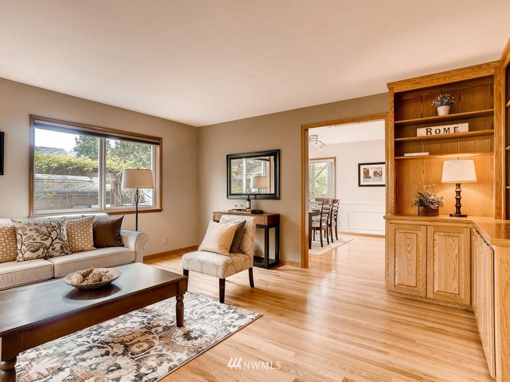 4002 Southwest 98th Street Seattle, WA 98136 - Photo 6 of 25 Gallery Image 6