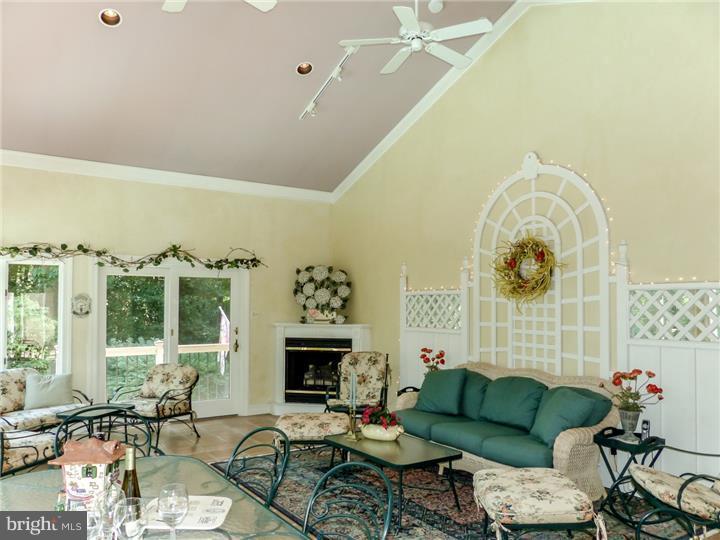 311 Dreshertown Road Fort Washington, PA 19034 - Photo 12 of 24 Gallery Image 12