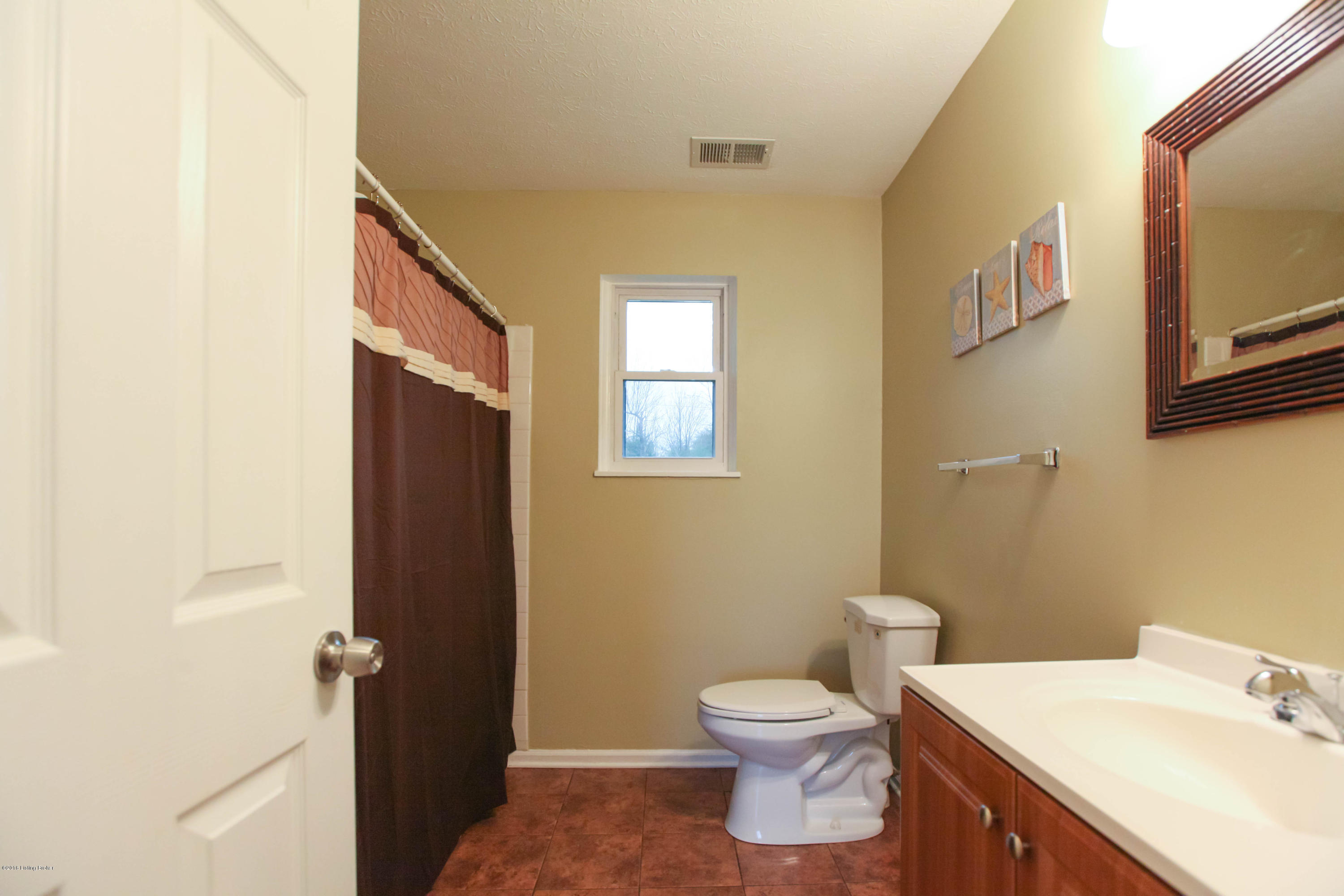 1227 Wales Run Road Mount Washington, KY 40047 - Photo 16 of 31 WalesRun-0016