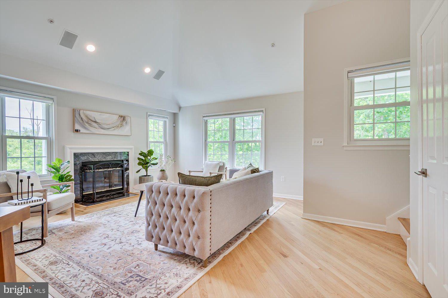 527 Brickhouse Road Princeton, NJ 08540 - Photo 7 of 35 Bright and airy living space awaits.
