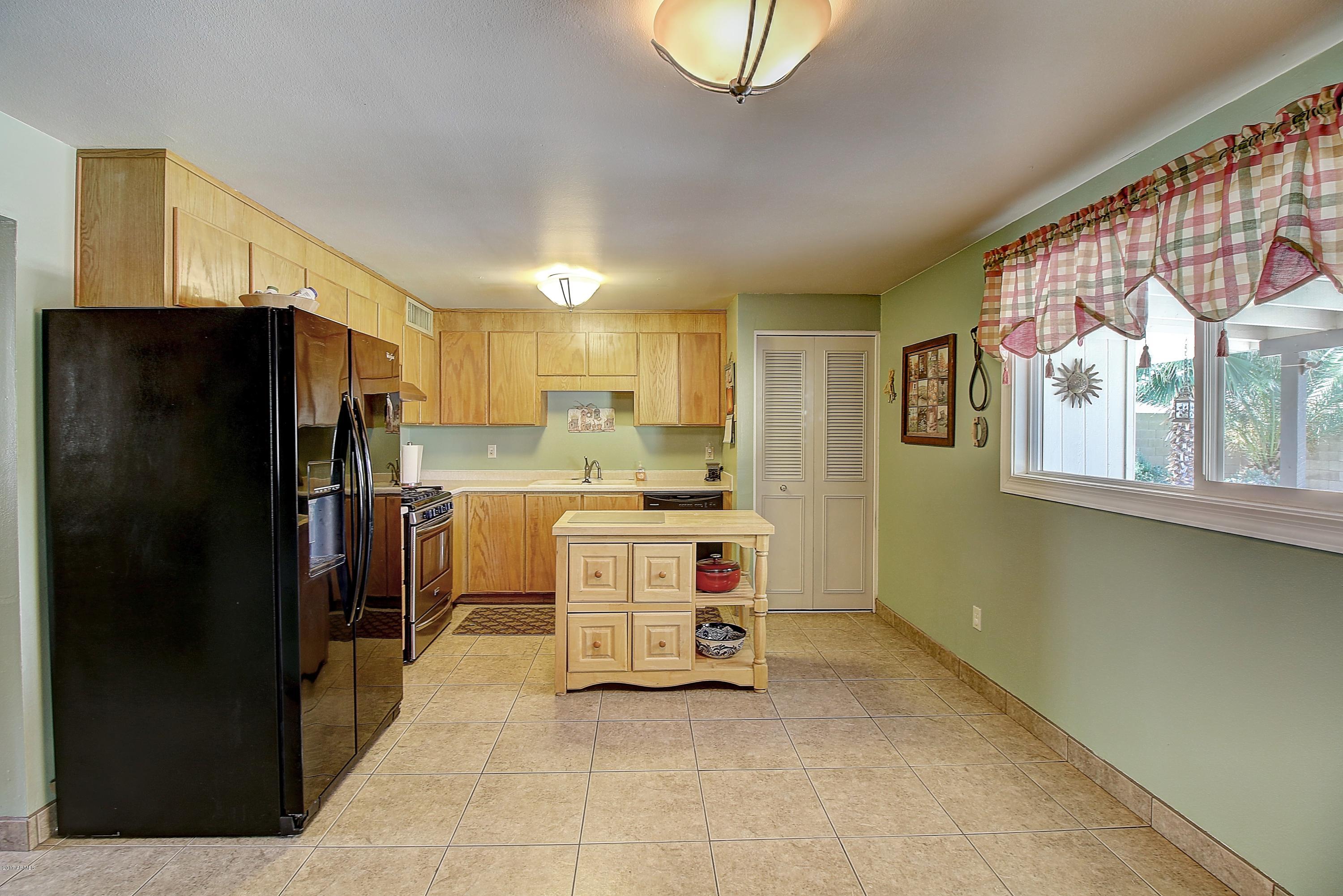 1429 West Thunderbird Road Phoenix, AZ 85023 - Photo 12 of 30 IMG_1752_3_4_5_6